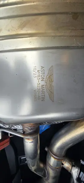 My835230ab Aston Martin Dbx 2020 2021 2022 2023 Oem Rear Exhaust Muffler Assembly