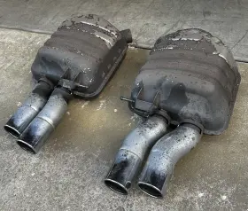 18-30-7-837-060 Bmw 2006-2010 M6 E63 Rear Left Right Exhaust Muffler Tail Pipe Assembly Set Oem