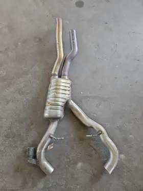 18307553826 Bmw 07-10 N54 E90 E91 E92 Center Exhaust Silencer Assembly