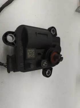 333.bm1u18 Bmw 12-25 F22 F30 F32 F36 F15 F16 Exhaust Muffler Flap Actuator Drive Motor Unit