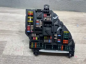 61149264924 Bmw 535i 650i 750i F12 F10 F06 F01 Oem 11-16 Rear Power Distribution Fuse Box