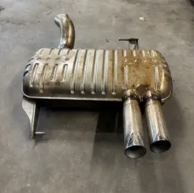 7544508 Bmw 2007-2013 550 Exhaust Muffler Silencer Rear Oem