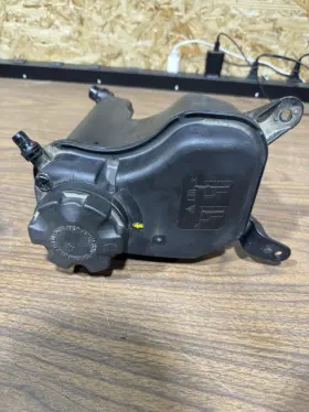 7640515 Bmw 328i 325i 335i E90 E92 Oem 07-13 Radiator Coolant Expension Tank Bottle
