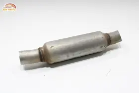 84839123 Cadillac Ct5 2.0l Engine Exhaust Center Pipe Resonator Oem 2020 - 2024 -cut