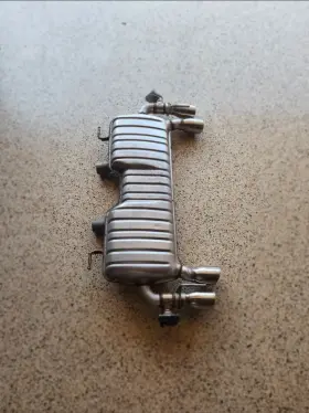 333.gm1u20 Chevrolet 2020-2024 Camaro Lt1 6.2 Oem Dual Mode Exhaust Muffler 14k Miles