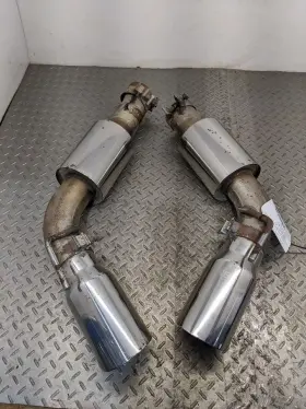333.gm1w11 Chevrolet 10-15 Camaro Ss 6.2l Aftermarket Rev9 Exhaust Mufflers Lh Rh 1175595