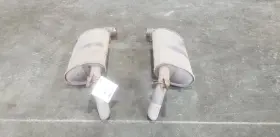 333.gm1z81 Chevrolet 81 Chevy Corvette C3 Exhaust Muffler Set Pair 14018965 14018966