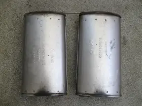 05147010ab Dodge 05147011ab 15-23 Challenger Charger 5.7 Hemi Oem Mid Mufflers And