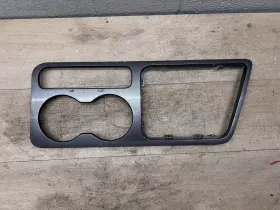 1170450ab Dodge Challenger 08-14 Gear Shifter Center Console Bezel Trim