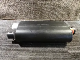 8530572-z Flowmaster Universal 50 Series Hd Muffler 3 Center In/2.5 Dual Out