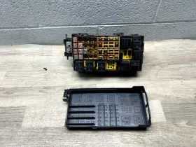 3f23-1704608-b Ford Explorer 02-05 Oem Front Sam Fuse Box Relay Control Module