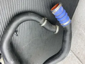 Hl346f075aa Ford Trucks 2018 - 2021 Expedition Oem 3.5l Rwd Upper And Lower Intercooler Hose Tube