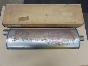 521677 General Motors Nos 1956 Pontiac Hayes Muffler Gm