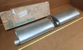 3991282 Gm Nos 70 71 72 Rh Lh Muffler Pr Chevy Chevelle Malibu 350 400 402 454 Impala Read