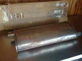 529543 Gm New Nos Exhaust Muffler 1958 Pontiac V-8