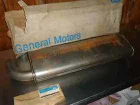 574708 Gm New Nos Exhaust Muffler 1959 Oldsmobile Olds 88