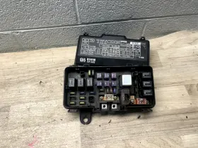 S9v-a39b Honda Pilot Oem 06-08 Front Sam Fuse Box Relay Control Module