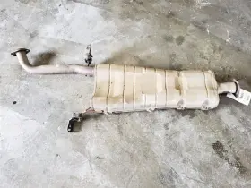 20300am670 Infiniti 334.in1m03 03-05 G35 Sedan Exhaust Resonator Oem