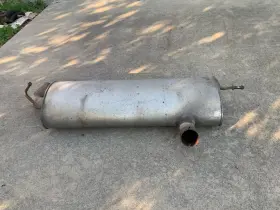 05147215ad Jeep Oem Used 2012 - 2018 Wrangler 3.6l Exhaust Rear Muffler 52145e