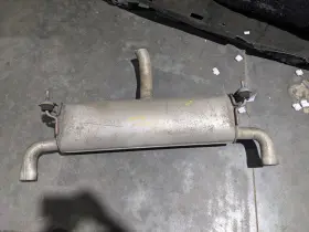 333.am8516 Jeep 14-19 Cherokee Rear Exhaust Muffler 1171680