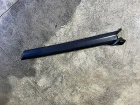 6h2203065daw Land Rover Range Lr4 Oem 10-16 Windshield Right Side A Pillar Exterior Molding