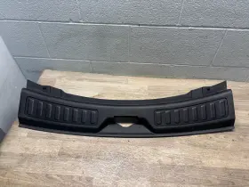 Fk72-113a10-ac Land Rover Discovery Soprt Oem 15-20 Rear Trunk Trim Scuff Cover Panel