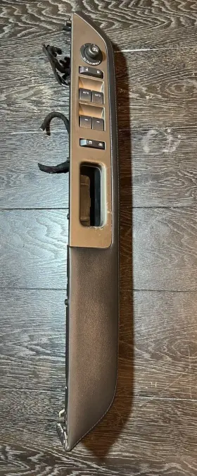 7l74-7824105-a Lincoln Navigator Oem 07-14 Front Left Driver Side Door Window Switch Arm Rest