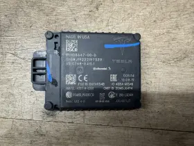 1108647 Maserati Tesla Model 3 Oem 2017-2023 Control Distance Sensor Radar Module Unit