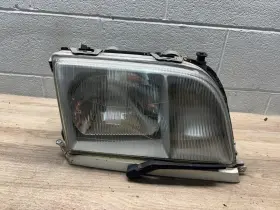 400sel500sel Mercedes Benz 0302454012 W140 92-94 Front Right Passenger Side Headlight
