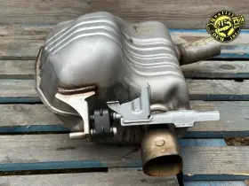 2054905501 Mercedes-benz 2015-2023 C400 C450 C43 Amg W205 Rear Left Side Exhaust Muffler Oem 53k