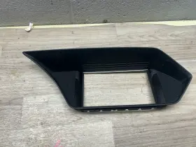 A2076802589 Mercedes-benz 2076901240 E400 E550 Oem Coupe 10-13 Dash Display Monitor Cover Frame Bezel