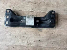 A2042401502 Mercedes Benz W207 E350 2010-13 Rwd Transmission Mount Support Bracket