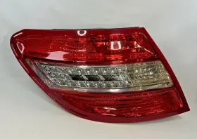 A2048202164 Mercedes Benz C300 C63 W204 Left Tail Light Assembly Oem 2008-2011