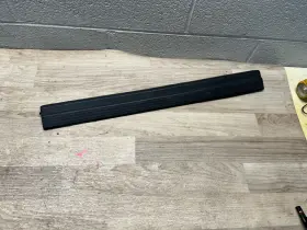 A2126860236 Mercedes-benz E550 E63 Oem 2010-13 Front Right Door Sill Scuff Plate Trim Cover
