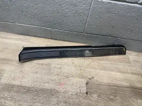 A2216800235 Mercedes Benz S Class W221 Oem Front Right Passenger Side Door Trim Sill Cover