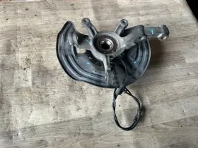 A2464210820 Mercedes-benz Cla250 117 Oem 14-19 Front Right Side Hub Spindle Knuckle