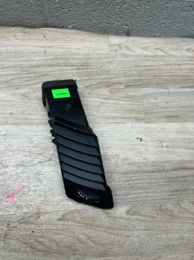 A9068300254 Mercedes Benz Freight-liner Dodge Sprinter Right Passenger Side Dash Air Vent