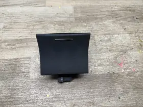 S600s550s65 Mercedes Benz W221 S550 S65 Oem Center Console Rear Power Outlet Lighter
