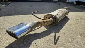 0005122064 Saab 1999-2002 9-3 Viggen Rear Muffler With Tip