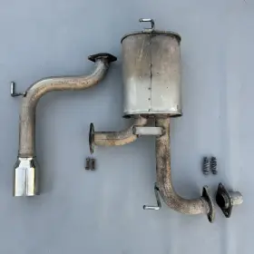 C1690-82d00 Toyota 2000-2005 Jdm Celica Gt-s Gt Trd Exhaust Muffler Axle Back Oem