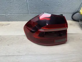 561.945.207 Volkswagen Passat 16-19 Rear Left Driver Taillight Brake Light Lamp