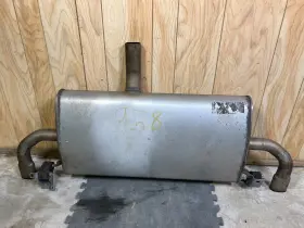 82333565 Volvo 2016-2025 Xc90 2.0l Awd Rear Exhaust Muffler Silencer Oem